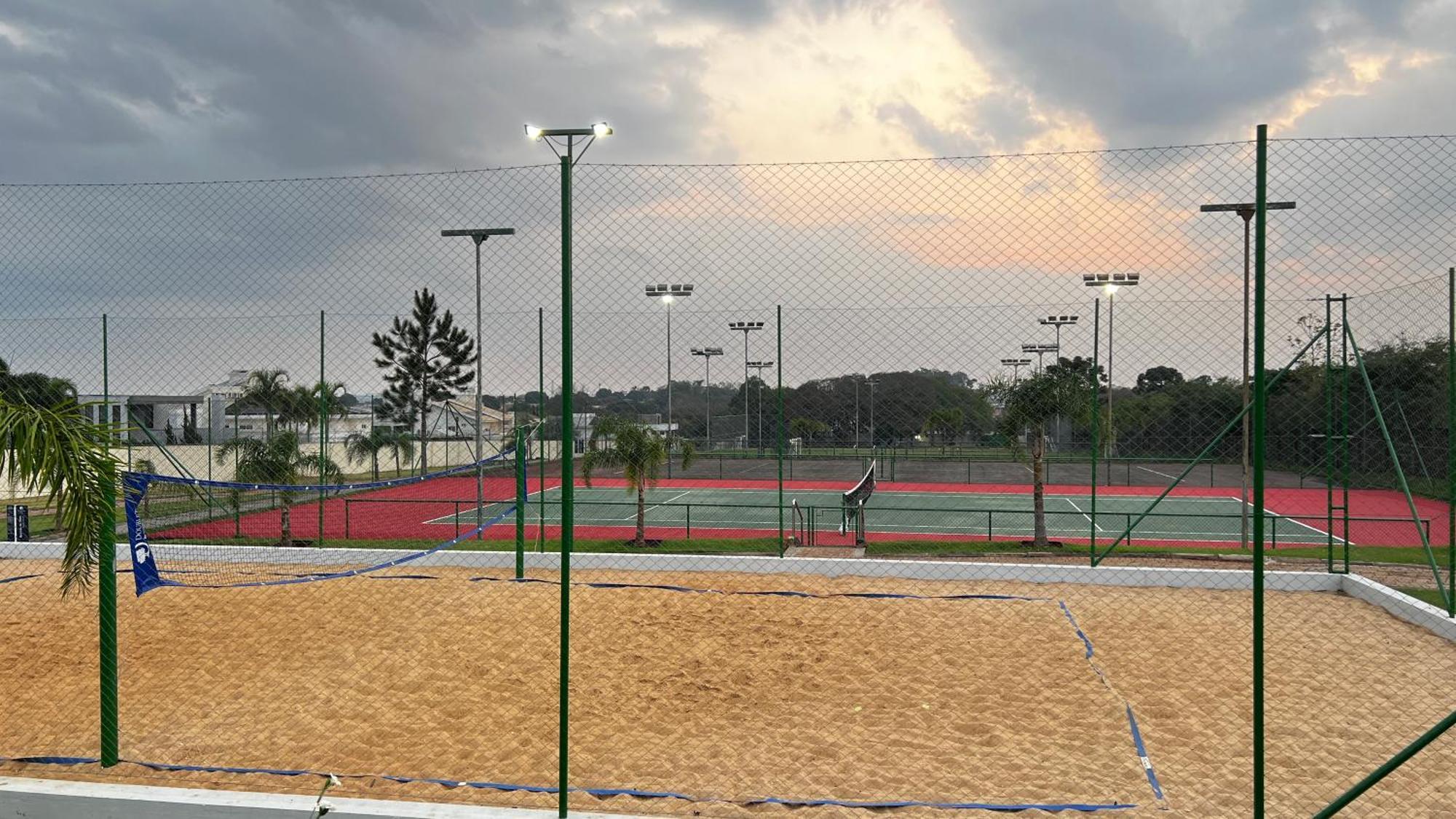 Doubletree By Hilton - Resort - Фос-ду-Іґуасу Екстер'єр фото Tennis courts at the park